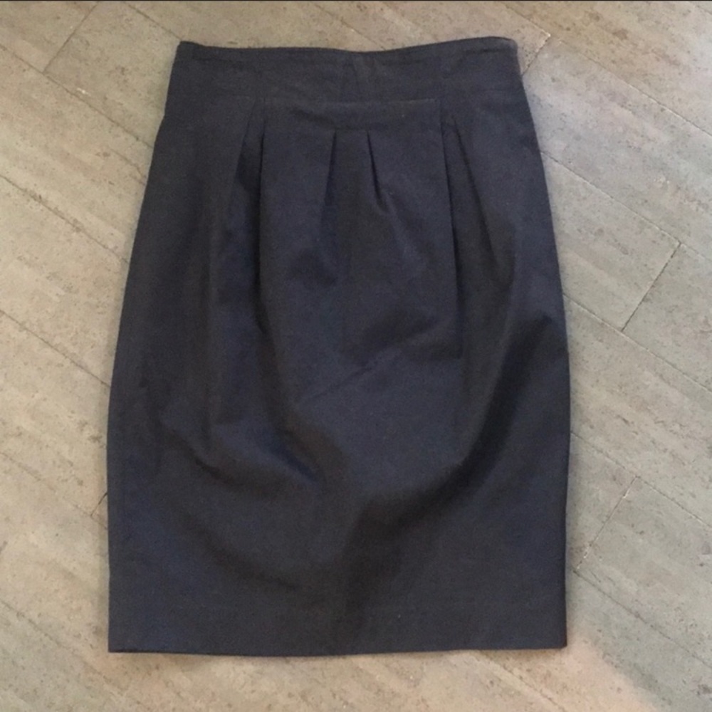 Club Monaco size 0 black skirt style # 00300152